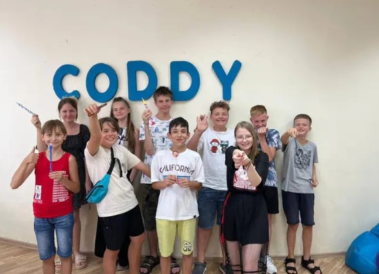 Детский IT лагерь CODDY Сочи в Робин Гуд